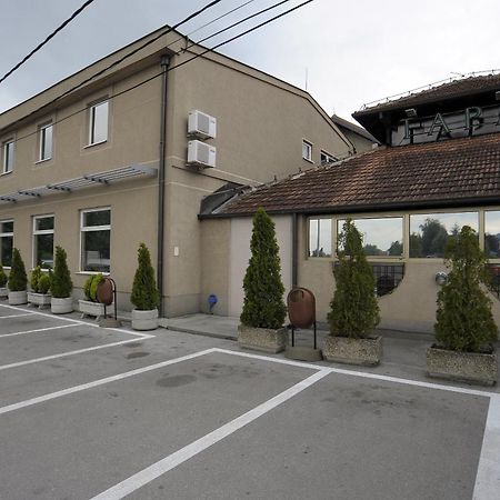 贝尔格莱德 塔拉住宿旅馆酒店 外观 照片
